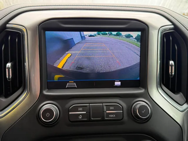 2021 Chevrolet Silverado 1500 RST - Photo 17
