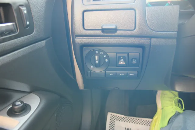 2010 Ford Fusion SEL - Photo 29