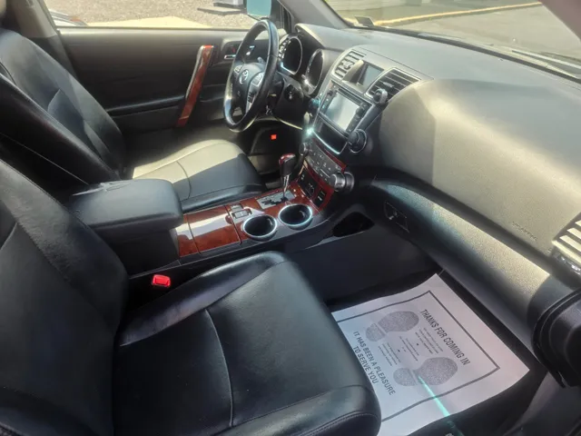 2013 Toyota Highlander Limited - Photo 19