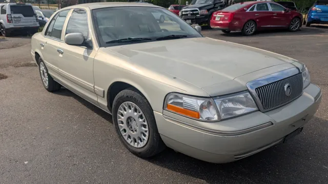 2004 Mercury Grand Marquis GS