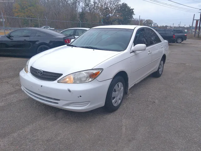 2002 Toyota Camry XLE's photo