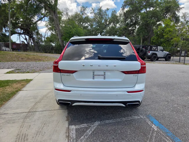 2020 Volvo XC60 R-Design - Photo 10