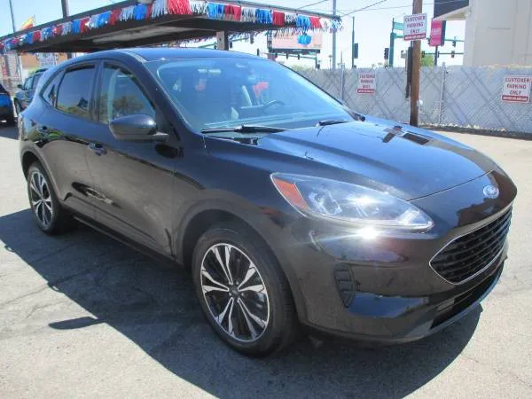 2022 Ford Escape SE AWD's photo