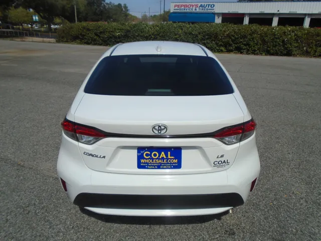 2021 Toyota Corolla LE - Photo 17
