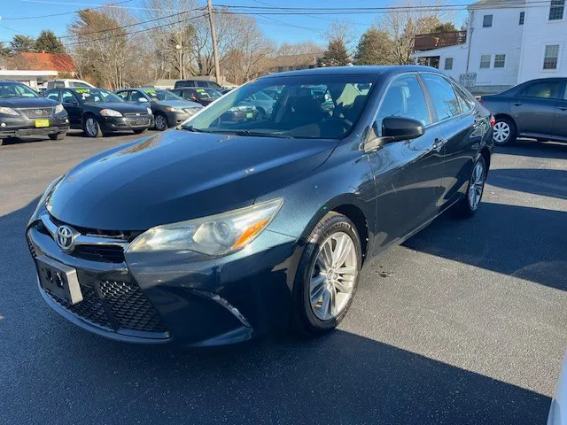 2015 Toyota Camry SE