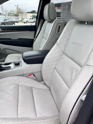 2017 Jeep Grand Cherokee Summit - Photo 6