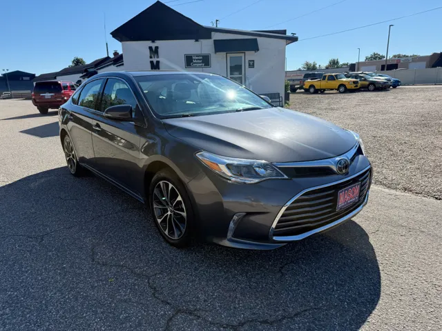 2018 Toyota Avalon XLE