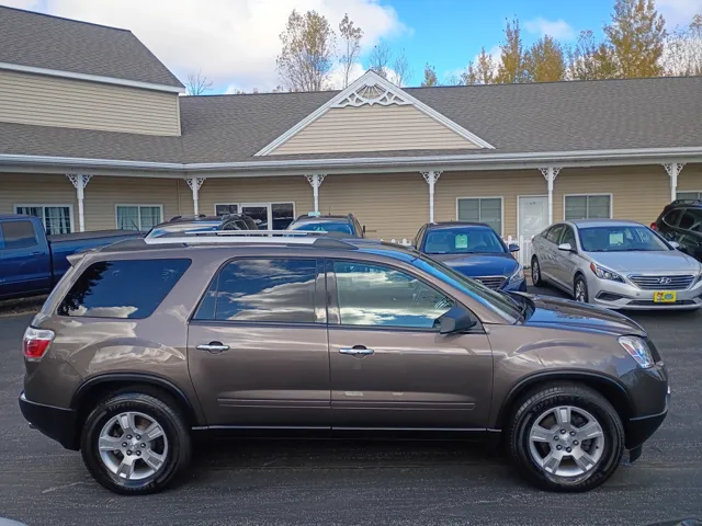 2012 Gmc Acadia SLE photo 4