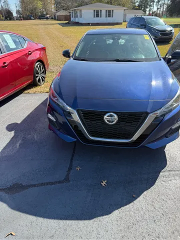 2020 Nissan Altima SR