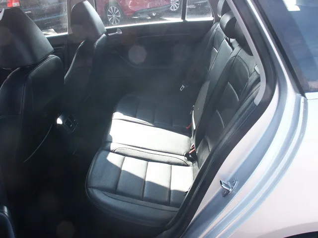 2011 Volkswagen Jetta SportWagen SE - Photo 7