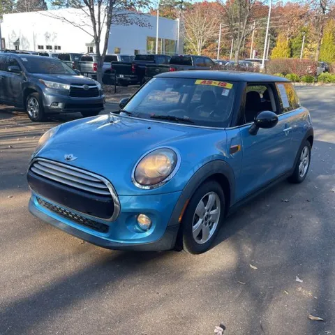 2015 MINI Cooper Base's photo