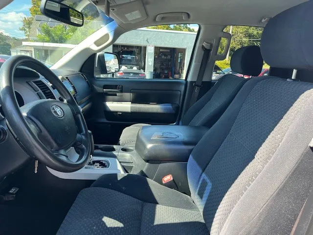 2008 Toyota Tundra SR5 photo 4