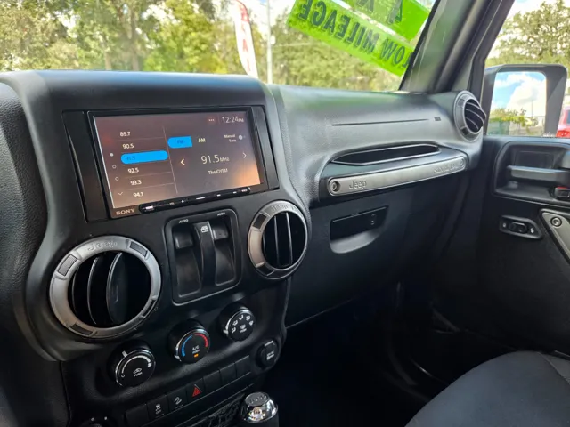 2016 Jeep Wrangler Sport Willys photo 20