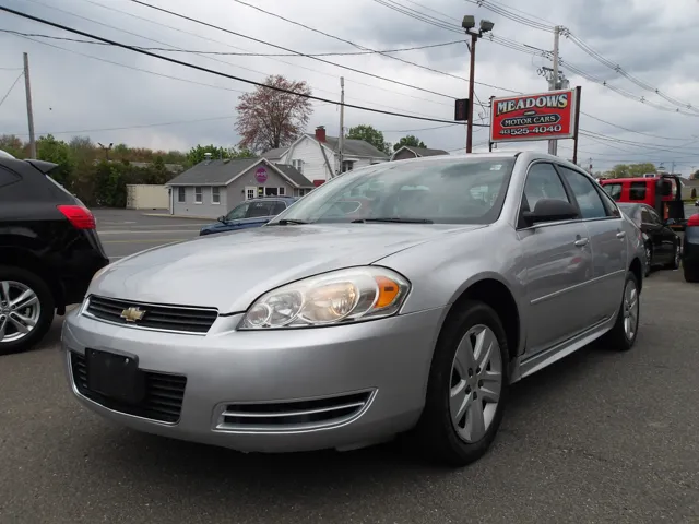 2011 Chevrolet Impala LS's photo