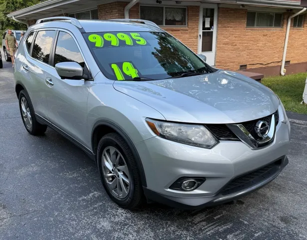 2014 Nissan Rogue SL photo 4