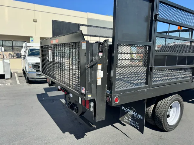 2021 Ford F-550 Super Duty Chassis Cab XL - Photo 4