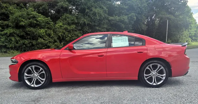 2020 Dodge Charger SXT - Photo 9