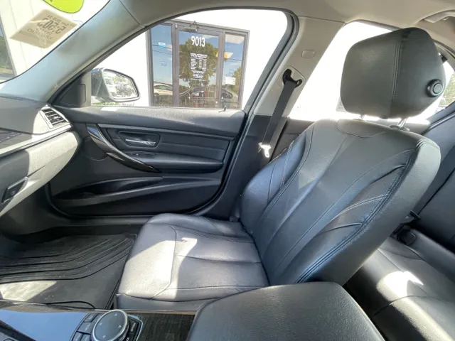 2015 BMW 3 Series 328i - Photo 24