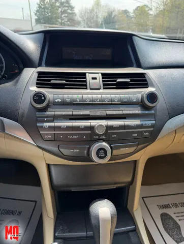 2011 Honda Accord LX - Photo 11