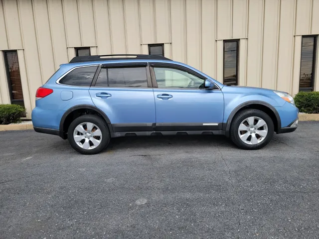 2010 Subaru Outback I Premium