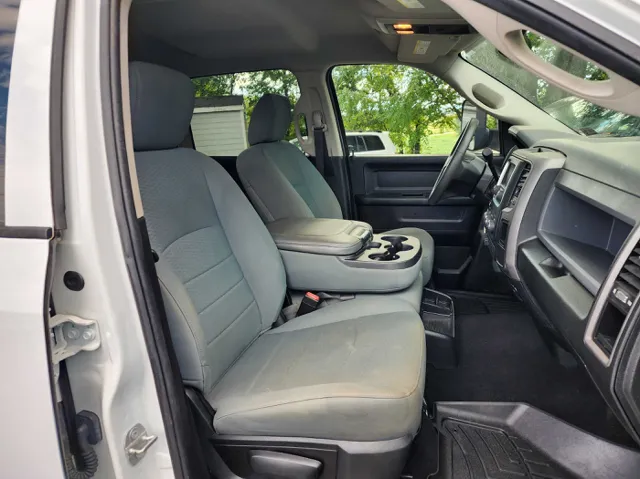 2018 Ram 3500 photo 21