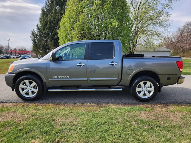 2014 Nissan Titan SL