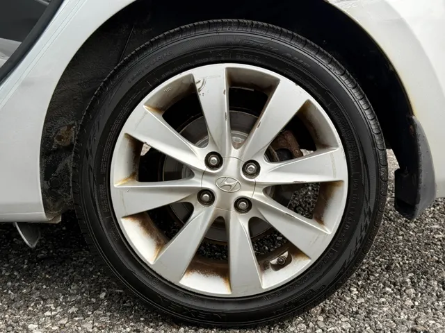2014 Hyundai Accent GLS - Photo 21