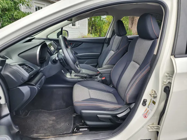 2018 Subaru Crosstrek 2.0i Premium photo 8
