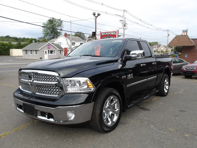 2016 RAM Ram 1500 Pickup Laramie's photo