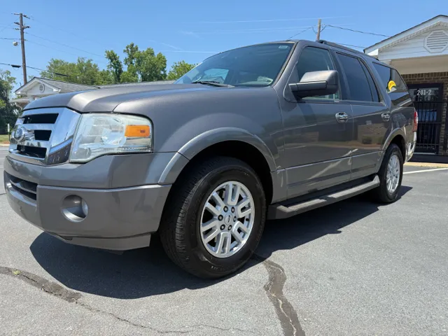 2013 Ford Expedition XLT's photo