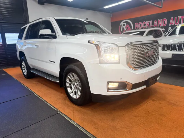 2015 GMC Yukon 4WD SLE's photo