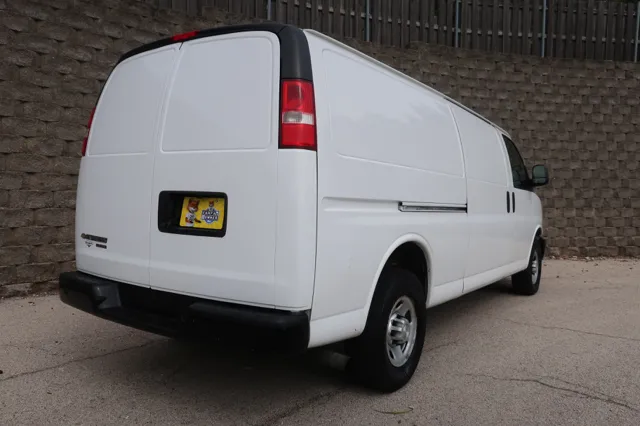 2016 Chevrolet Express Cargo Work Van - Photo 2