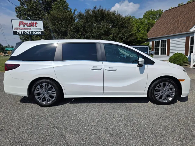 2025 Honda Odyssey Touring - Photo 11