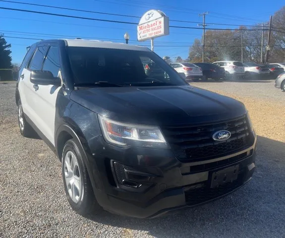 2017 Ford Explorer's photo