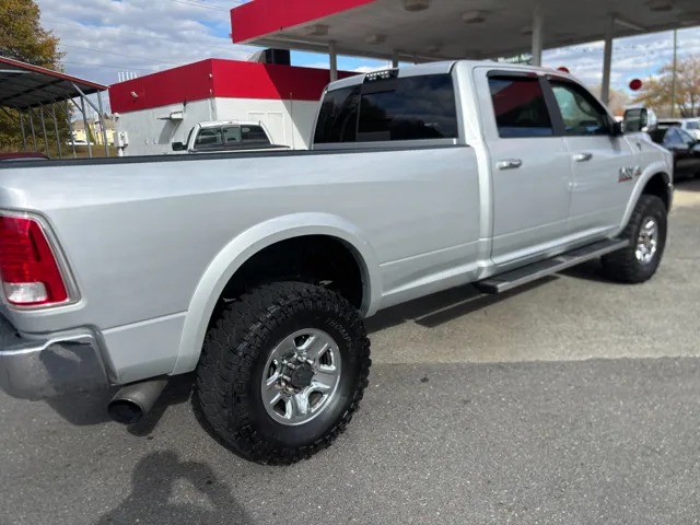 2018 Ram 3500 Laramie photo 3