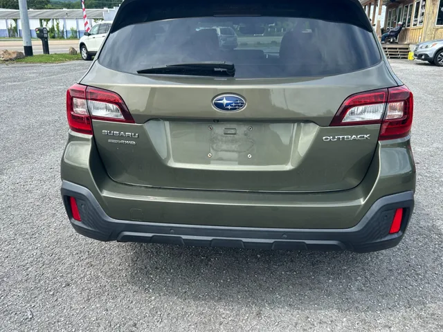 2018 Subaru Outback Limited - Photo 8