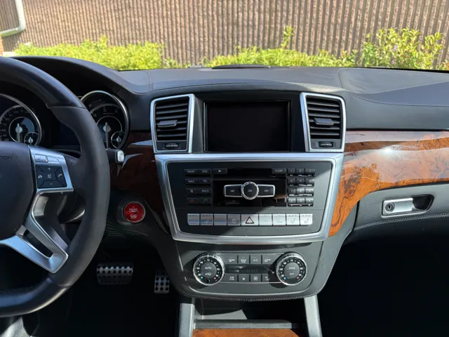 2012 Mercedes-Benz M-Class ML63 AMG - Photo 25