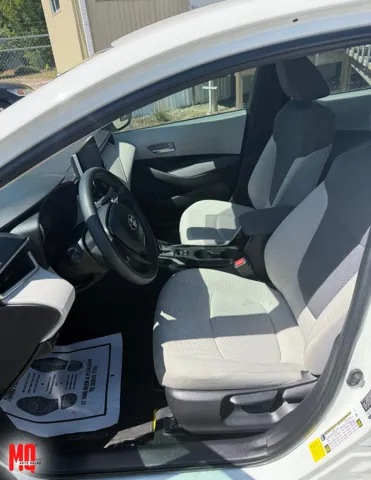 2020 Toyota Corolla LE - Photo 9