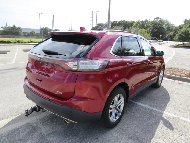 2016 Ford Edge SEL photo 3