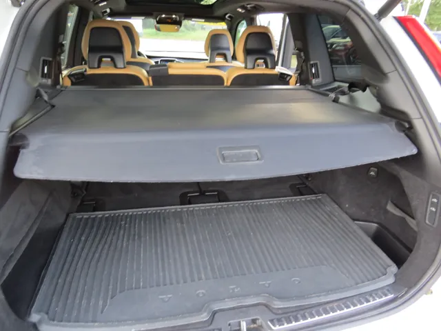 2017 Volvo XC90 Inscription photo 4
