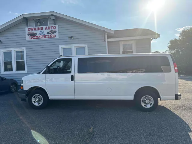 2017 Chevrolet Express Passenger
