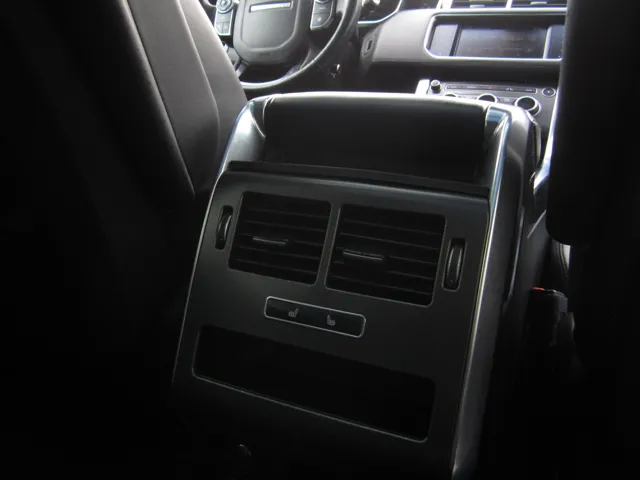 2016 Land Rover Range Rover Sport HST - Photo 18