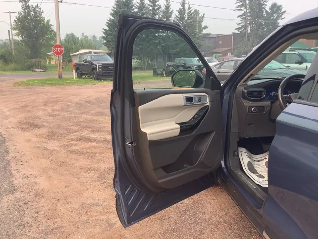 2021 Ford Explorer Platinum - Photo 9