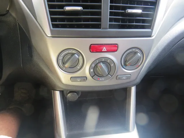 2009 Subaru Forester 2.5X photo 13