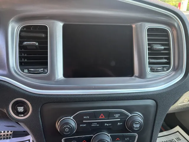 2021 Dodge Charger R/T photo 12