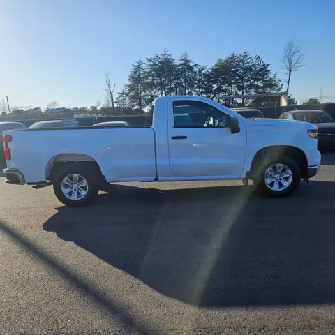 2023 Chevrolet Silverado 1500 photo 4