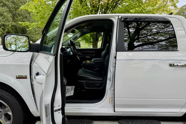 2018 RAM Ram 1500 Pickup Laramie - Photo 10