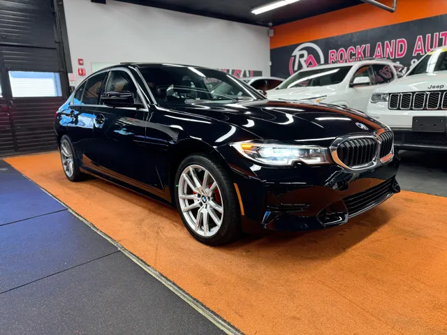 2019 BMW 3 Series 330i Sedan's photo