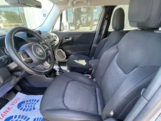 2016 Jeep Renegade Latitude - Photo 11