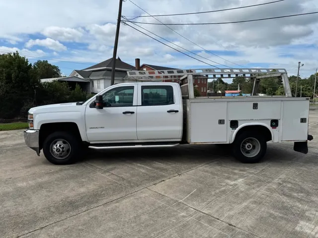 2015 Chevrolet Silverado 3500HD Work Truck's photo